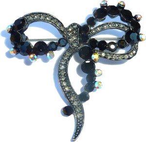 P322 - Ribbon Black Stones