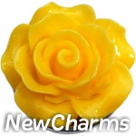 GS608 Enamel Yellow Flower Snap Charm