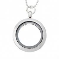AS20 Medium Round Locket with jump ring and necklace