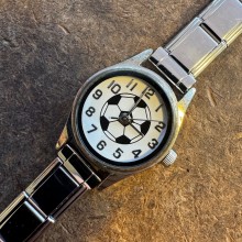 WW424 Soccer Ball Watch
